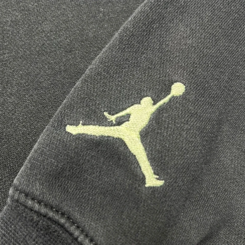 Jordan brand pullover